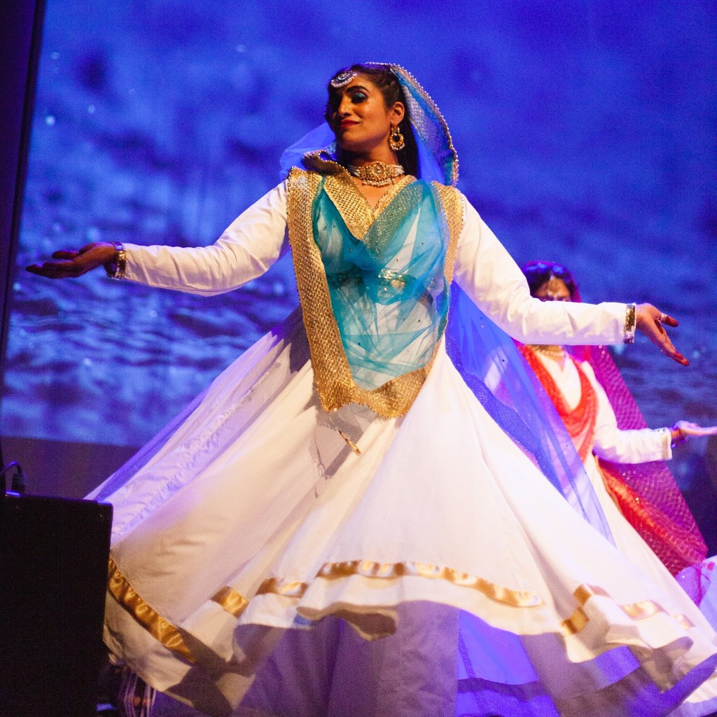 0027_Bollywood_Show-12_maSelection_WEB